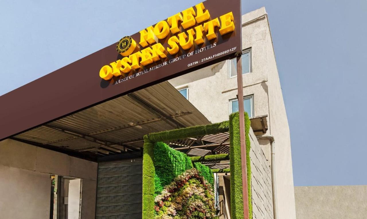 Hotel Oyster Suite Andheri West Mumbai Exterior photo